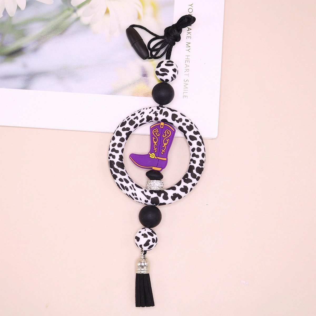 Wholesale Sweater Eco-friendly Silicone Circle Christmas Bull Head Cross Flower Creative Necklace