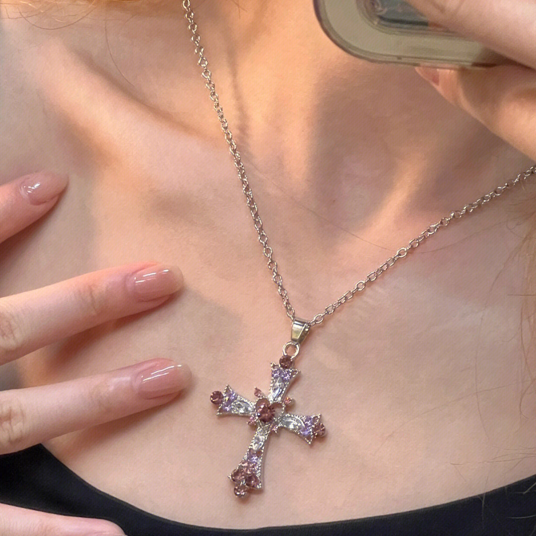 Wholesale Sweet and cool style hot girl cross diamond gothic style clavicle necklace