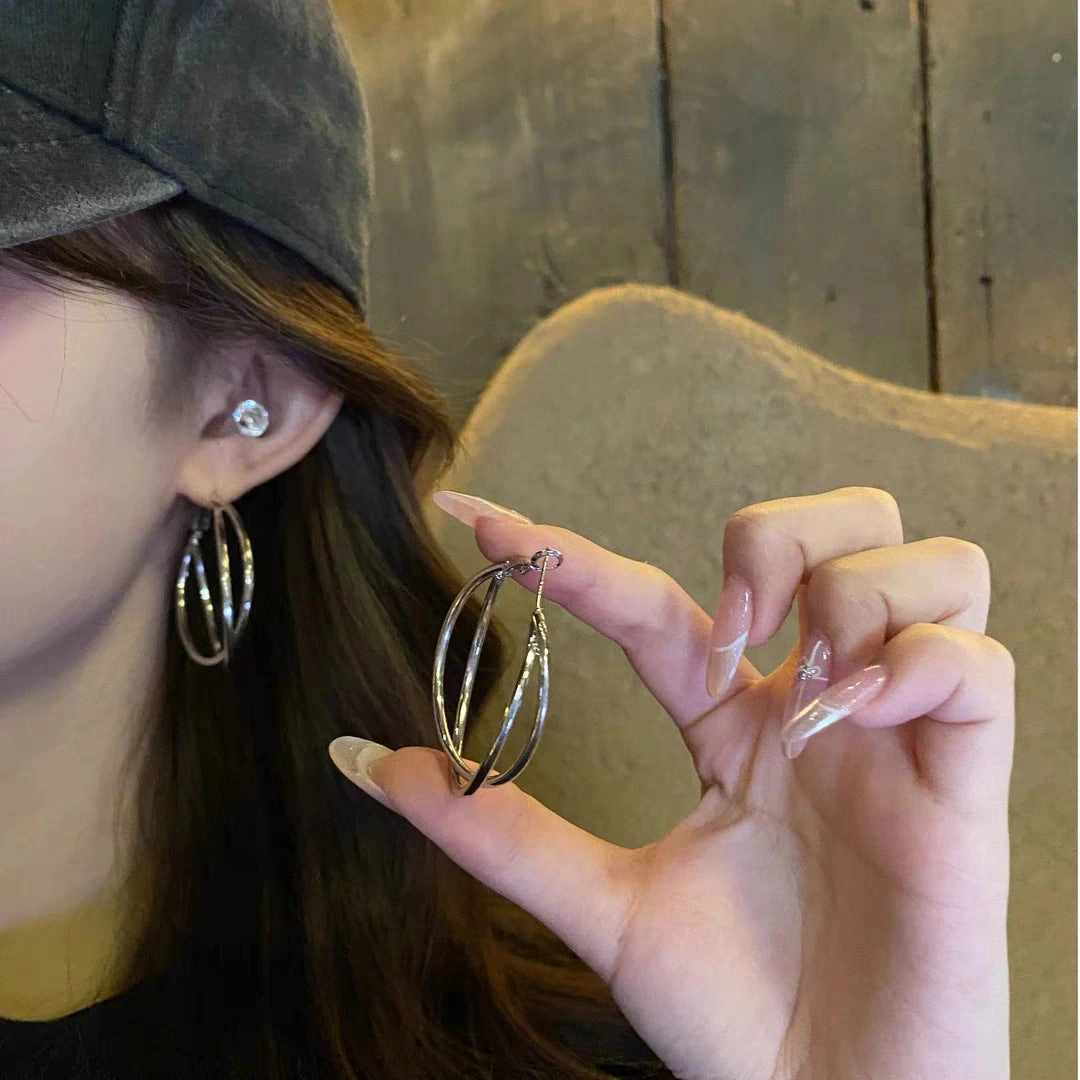 Wholesale Sweet and cool style hot girl plain hoop earrings