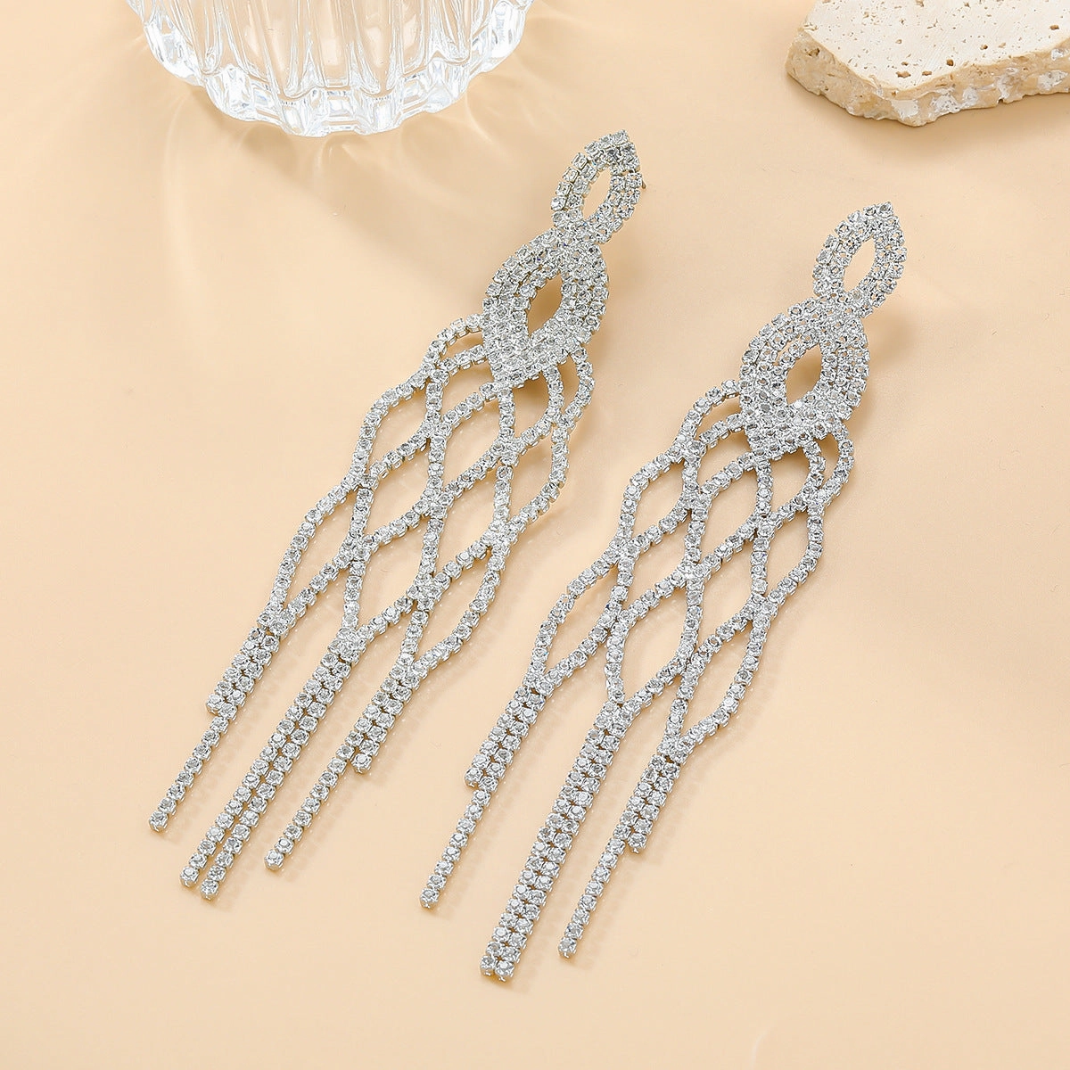 Wholesale Tassel Full Diamond Mesh Exaggerated Claw Chain Long Zircon Earrings