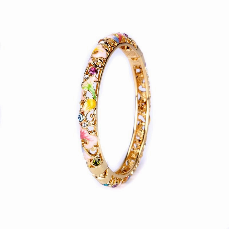 Wholesale Thin gold-plated bracelet with diamond crystals, versatile ethnic style bracelet