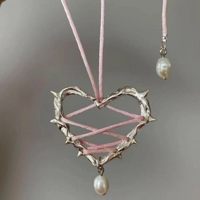 Wholesale Thorn Heart Wrapped Ribbon Pearl Pendant Necklace