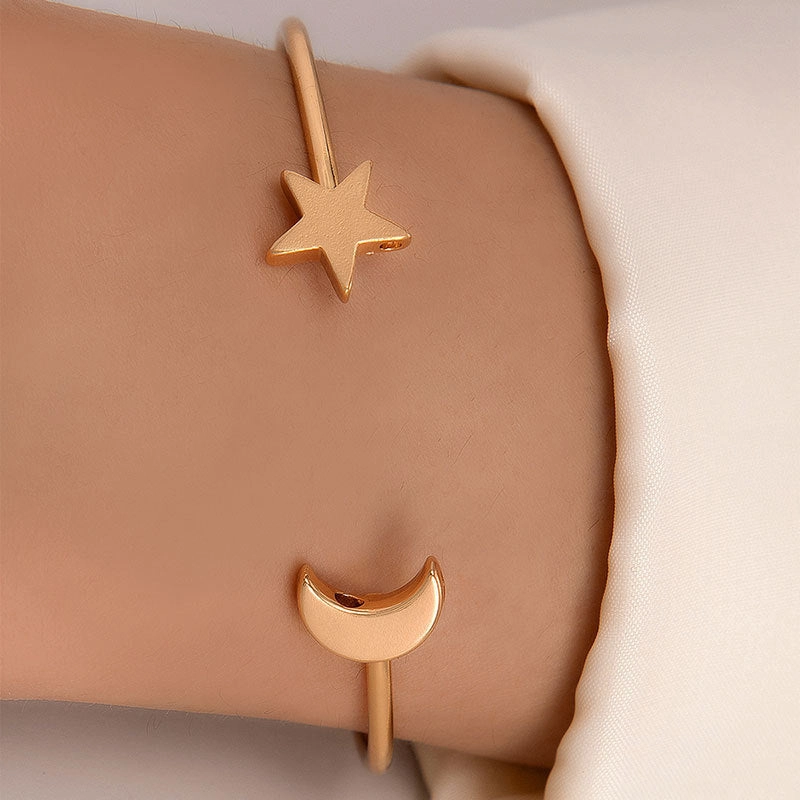 Wholesale Three-dimensional Flower Inlaid Pearl Open Bracelet