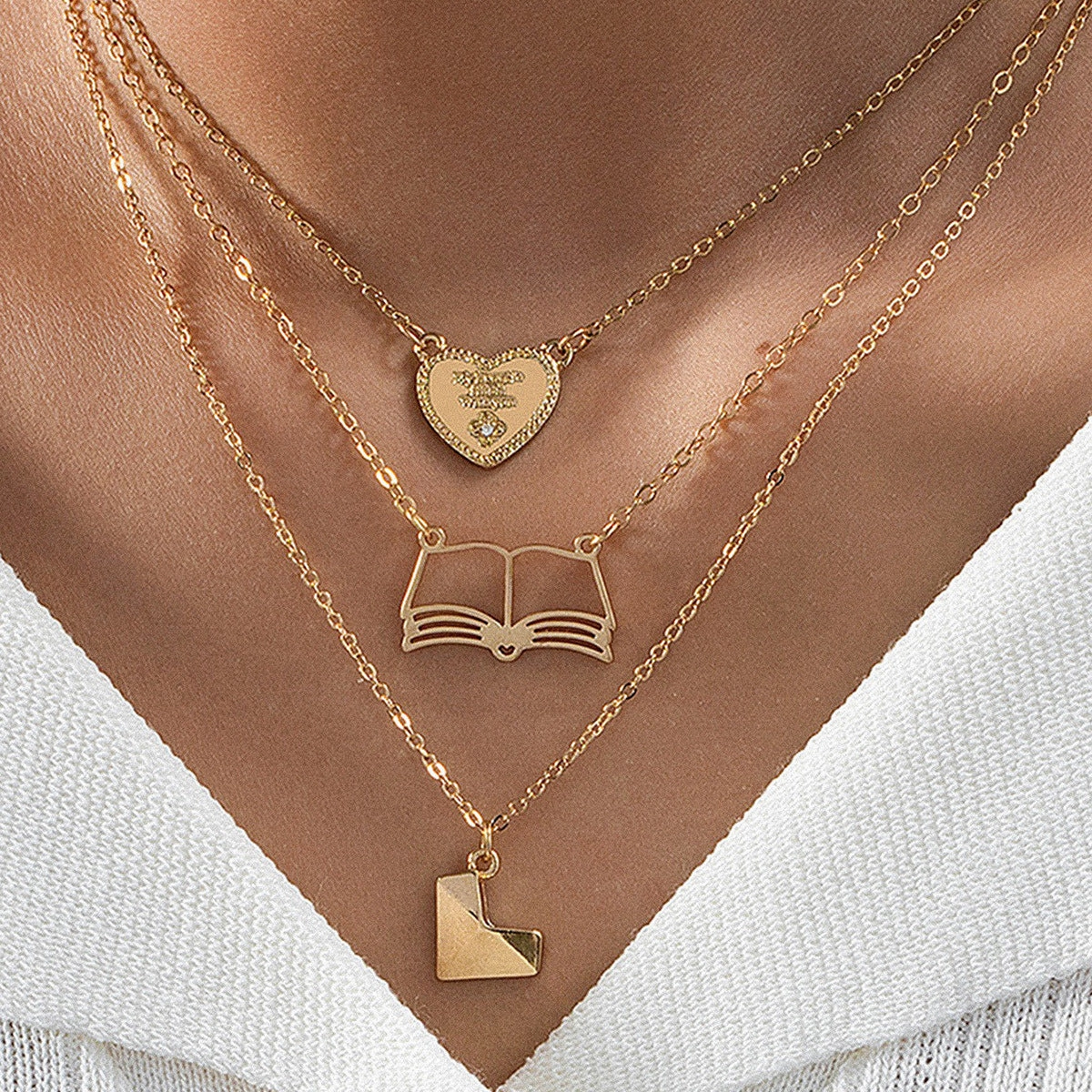Wholesale three-dimensional heart pendant literary temperament ladies necklace suit