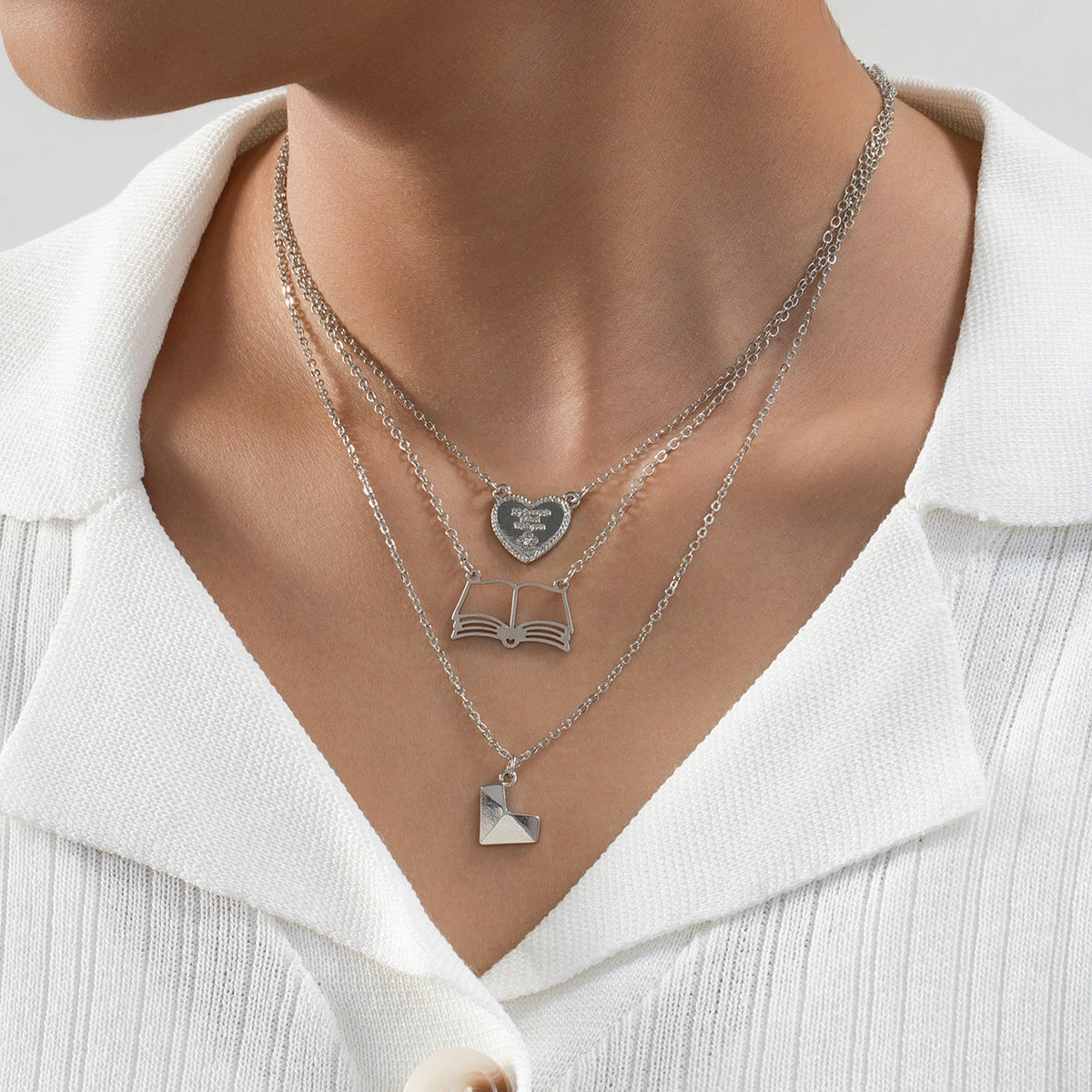 Wholesale three-dimensional heart pendant literary temperament ladies necklace suit