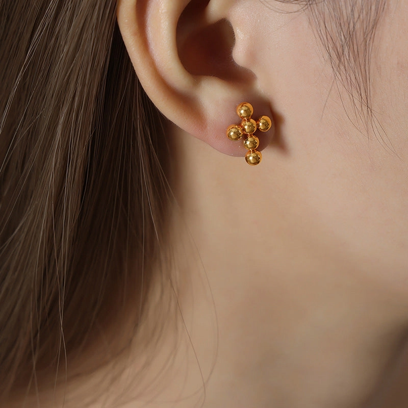 Wholesale Titanium Steel 18k Gold Vintage Steel Ball U-shaped Non-fading Earrings