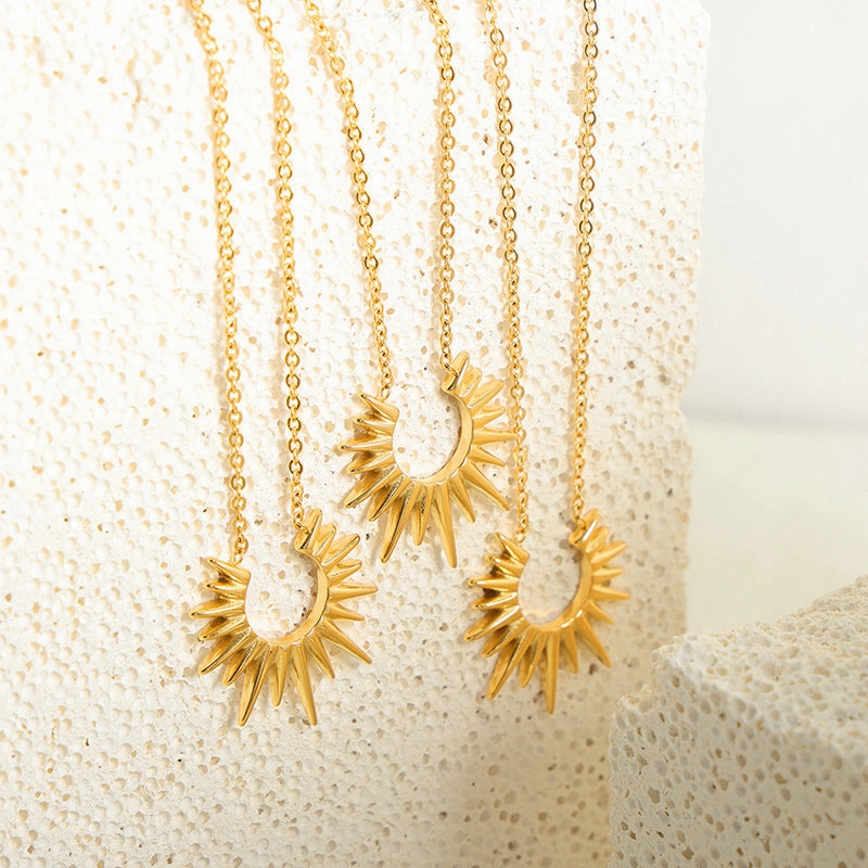 Wholesale Titanium steel 18k retro non-fading versatile women's sunflower exaggerated clavicle necklace