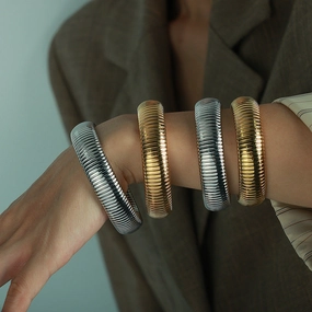 Wholesale Titanium Steel Elastic Stainless Steel Bracelet