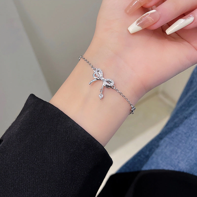 Wholesale titanium steel female niche all-match light luxury high-end lovers bracelet