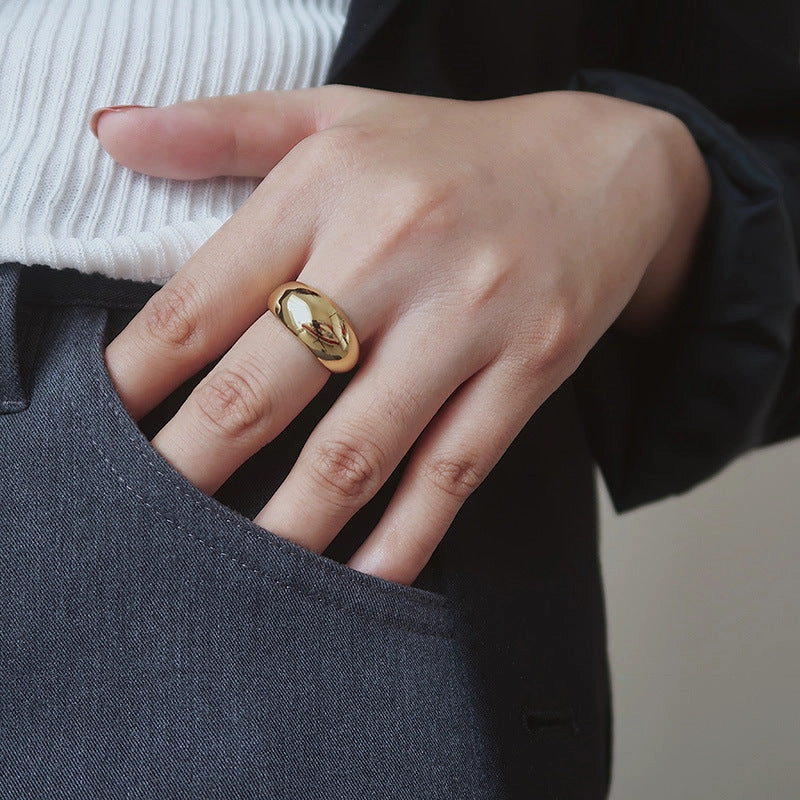 Wholesale Titanium steel gold-plated curved fashionable and shiny retro Ring