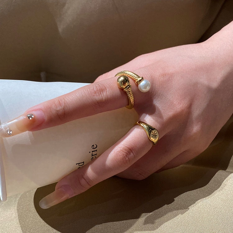Wholesale Titanium Steel Retro Pearl Zircon Rings