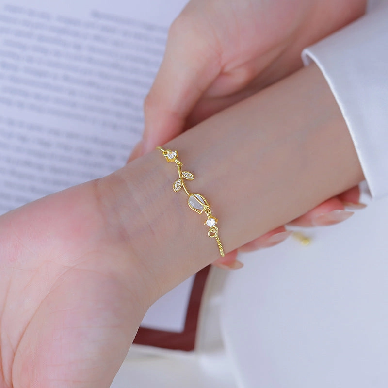 Wholesale Tulip Cat's Eye Pull Bracelet