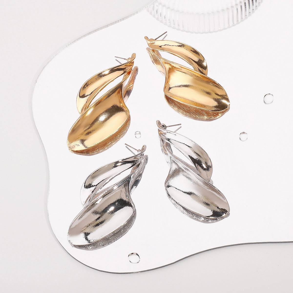 Wholesale Twisted Leaf Irregular Earrings