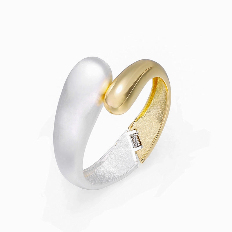 Wholesale Two-color Stitching Open Alloy Spring Buckle Bracelet