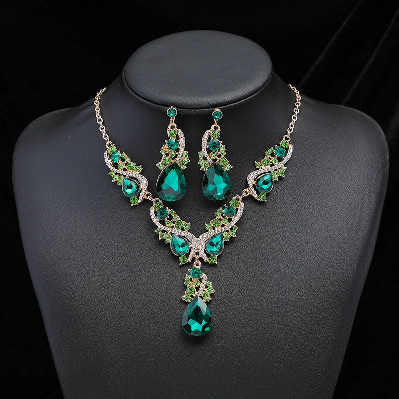 Wholesale Vintage Alloy Electroplating Jewelry Exaggerated Earrings Necklace