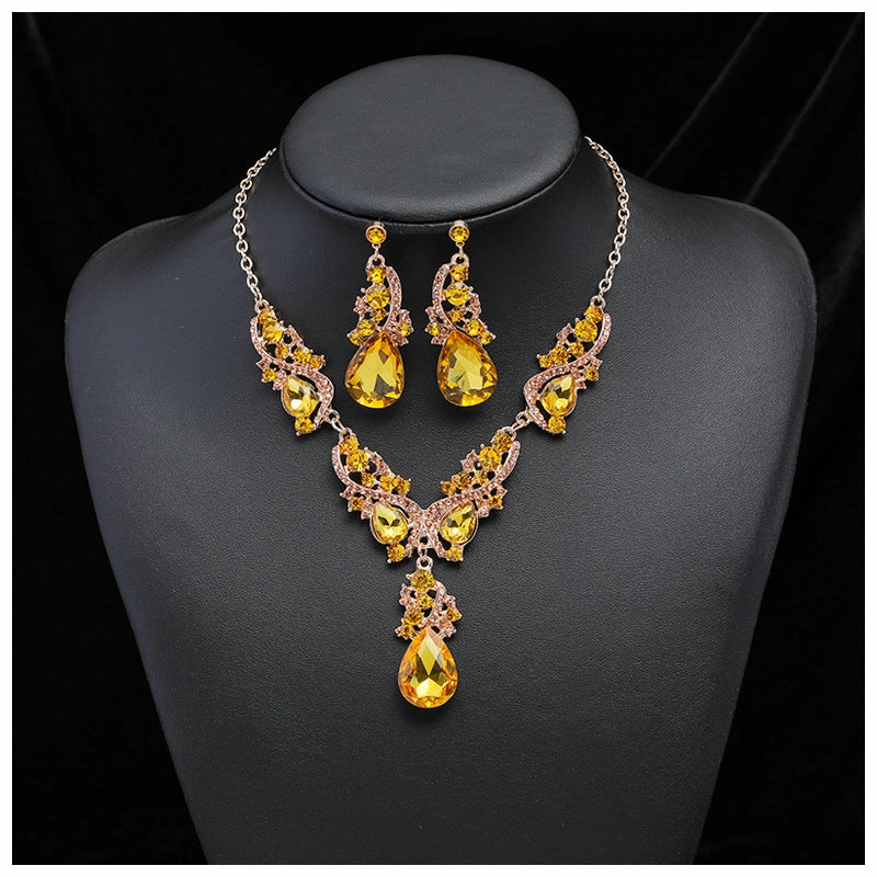 Wholesale Vintage Alloy Electroplating Jewelry Exaggerated Earrings Necklace