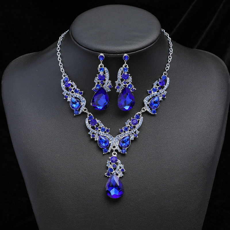 Wholesale Vintage Alloy Electroplating Jewelry Exaggerated Earrings Necklace