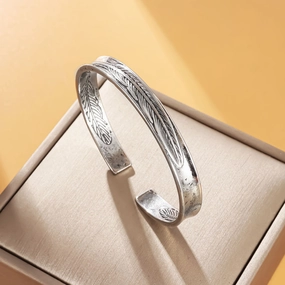 Wholesale Vintage Alloy Fashion Feather Bracelet