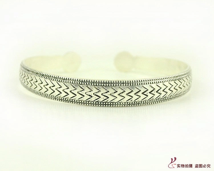 Wholesale Vintage Carved Opening Ethnic Style Bracelets
