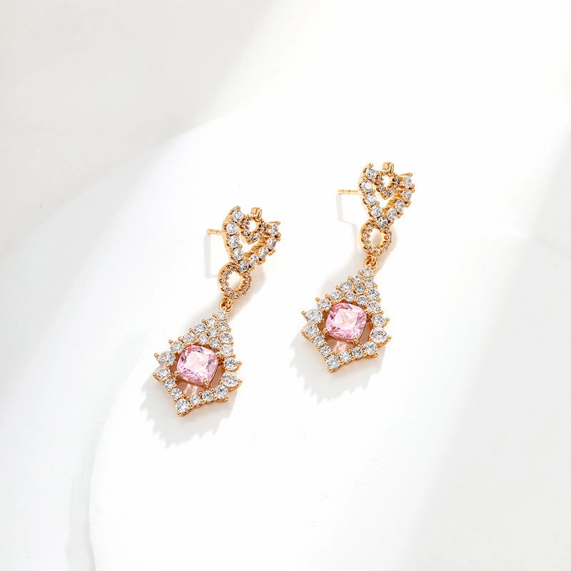 Wholesale Vintage Elegant Micro Studded Zirconium Plated 18k Gold Alloy Earrings