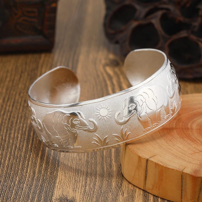 Wholesale Vintage Ethnic Style Miao Silver Bracelet