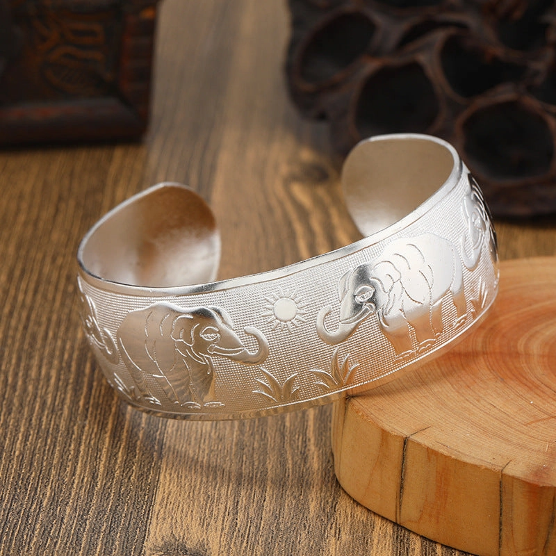 Wholesale Vintage Ethnic Style Miao Silver Bracelet