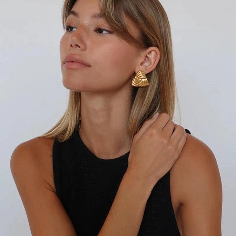 Wholesale Vintage Feather Ruffles Gold Stripe Triangle Earrings