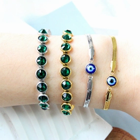 Wholesale Vintage Flat Snake Chain Round Green Diamond Devil's Eye Pulling Bracelet