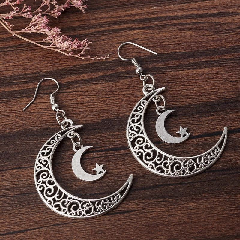 Wholesale Vintage Hollow Crescent Earrings