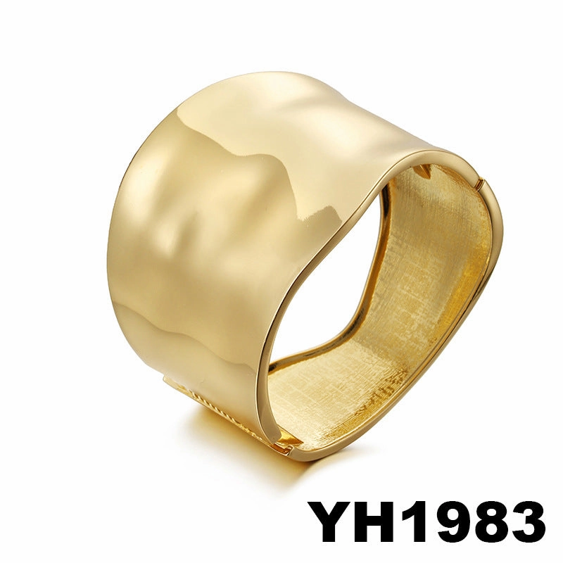 Wholesale Vintage Metal Wide Edge Gold Brushed Bracelet
