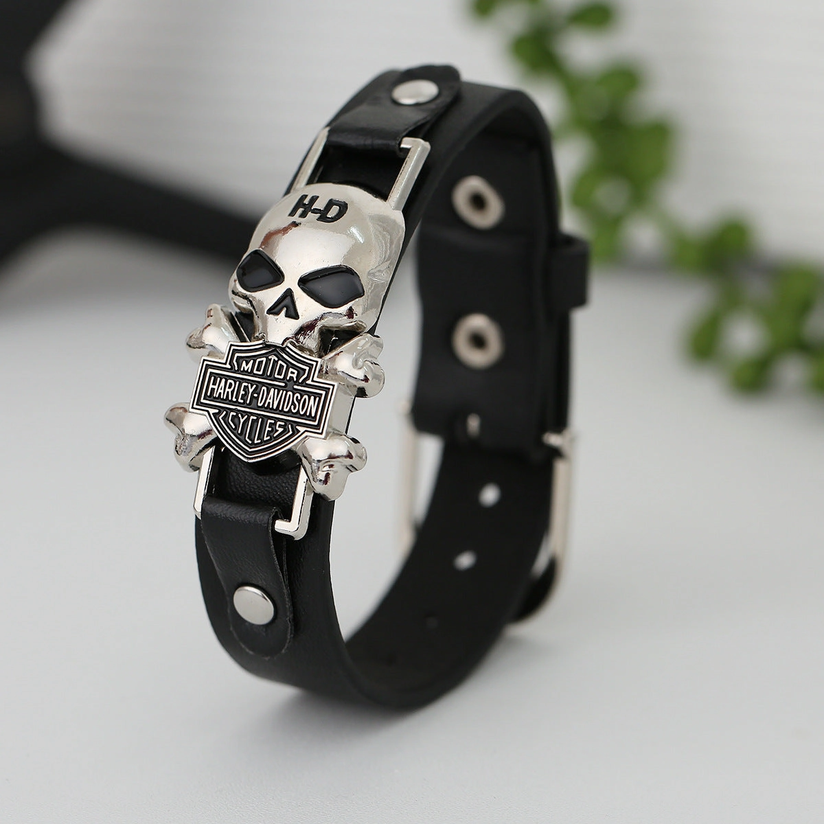 Wholesale Vintage PU leather punk skull leather bracelet