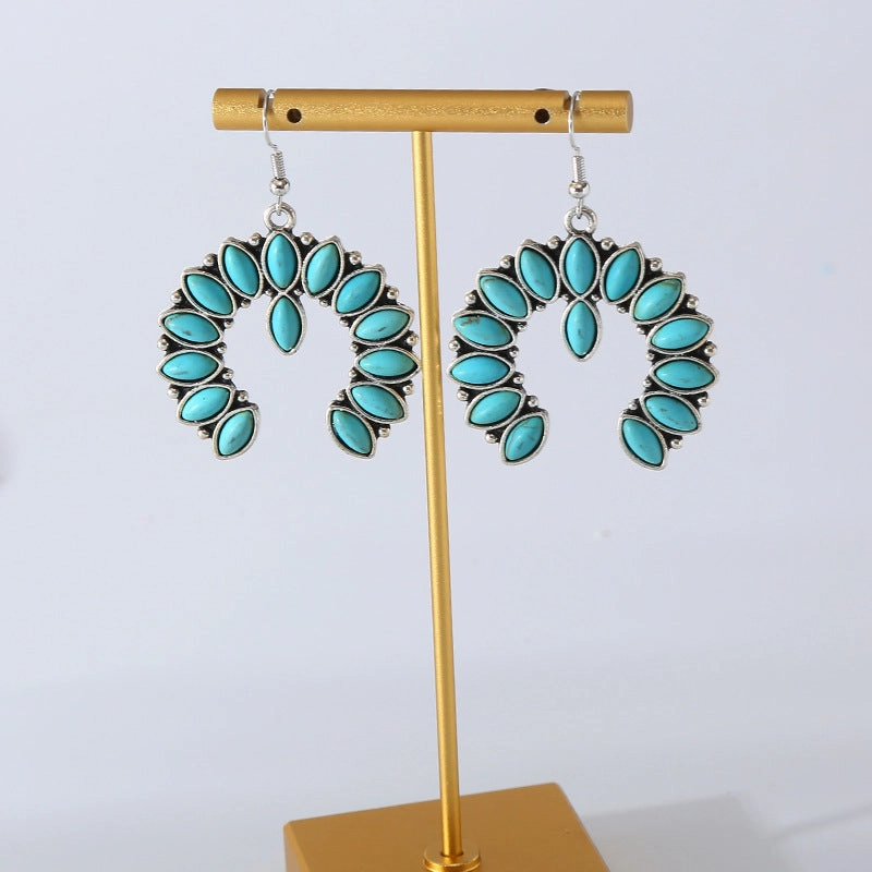 Wholesale Vintage Scalloped Turquoise Hollow Earrings