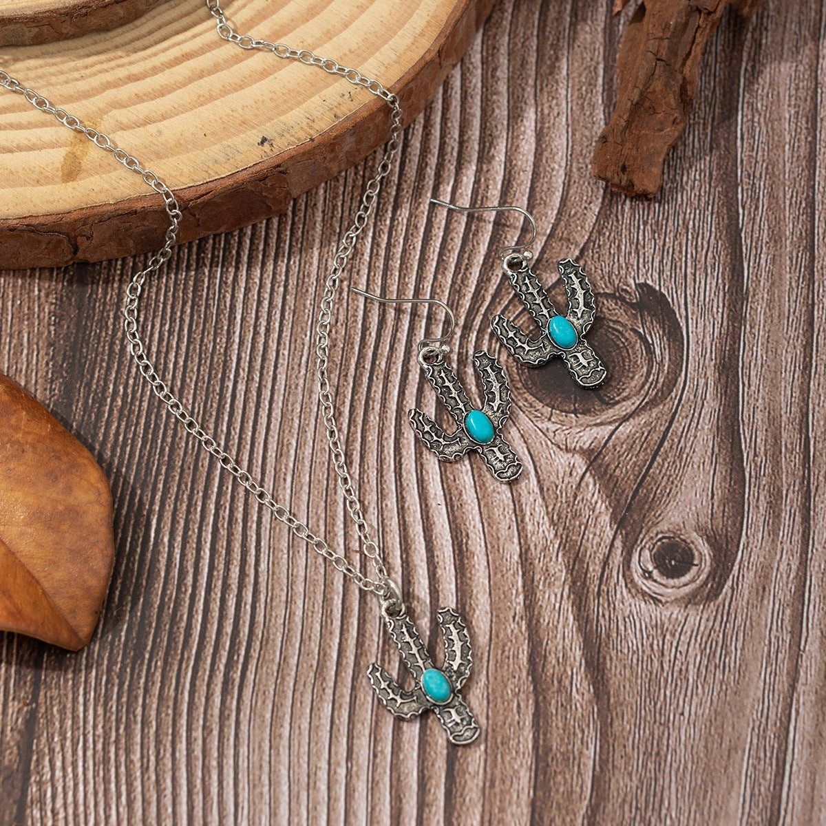 Wholesale Vintage Silver Cactus Earring Necklace 2-Piece Set