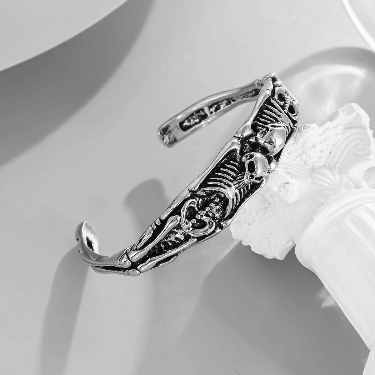 Wholesale Vintage Skull Open Bracelet