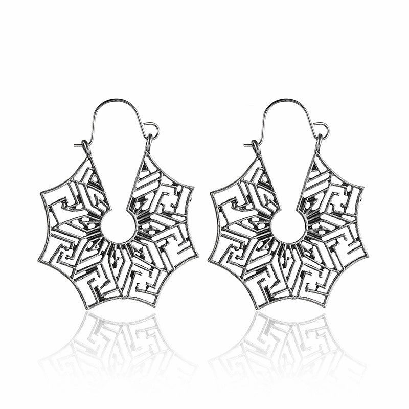 Wholesale Vintage Statemente Flower Heart Alloy Earrings