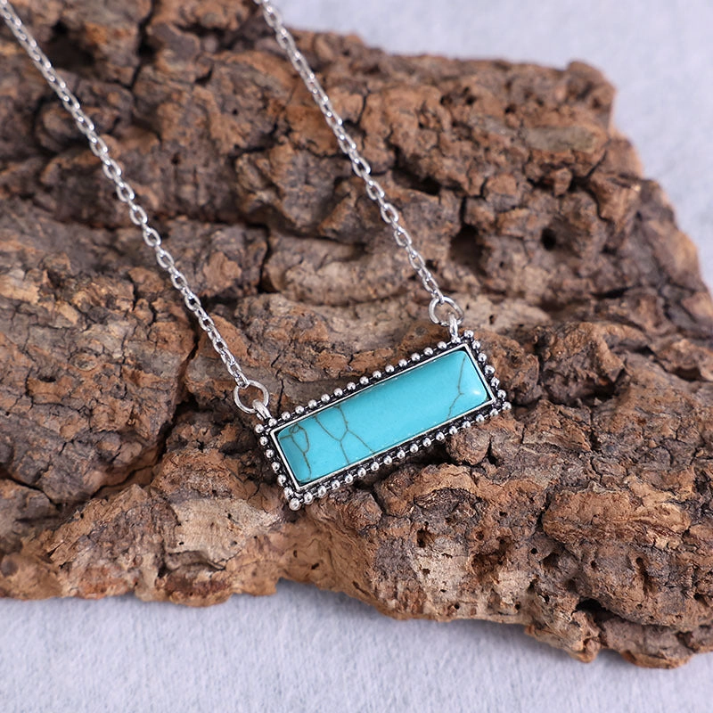 Wholesale Vintage Western Style Horizontal Turquoise Pendant Necklace
