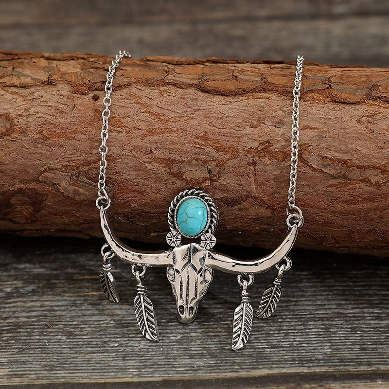 Wholesale Vintage Western Turquoise Bull Head Pendant Necklace