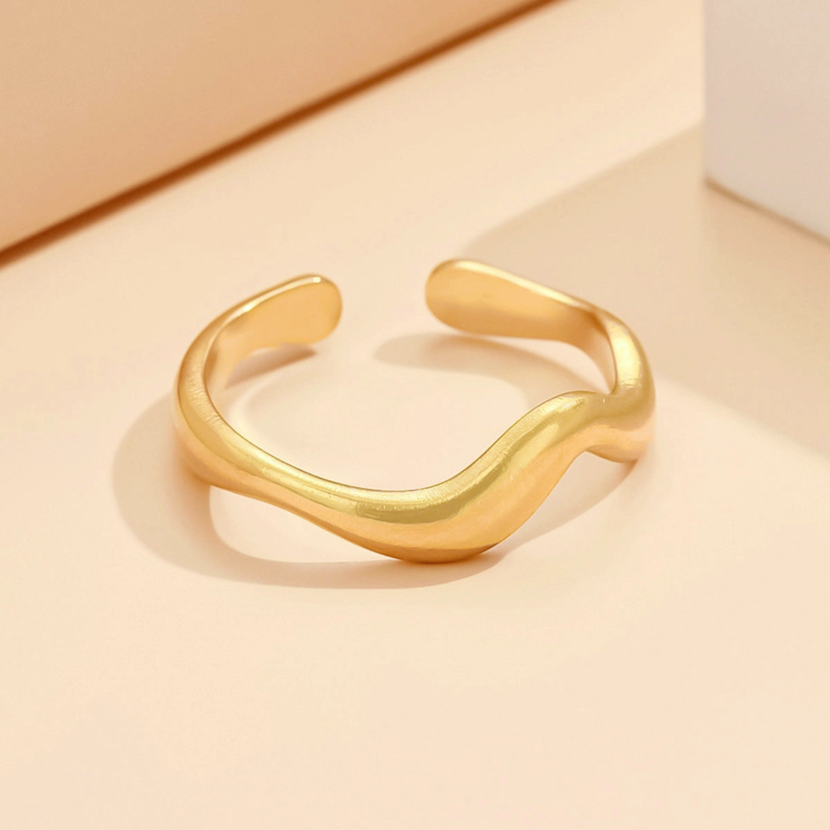 Wholesale Wave plain ring open titanium steel adjustable ring