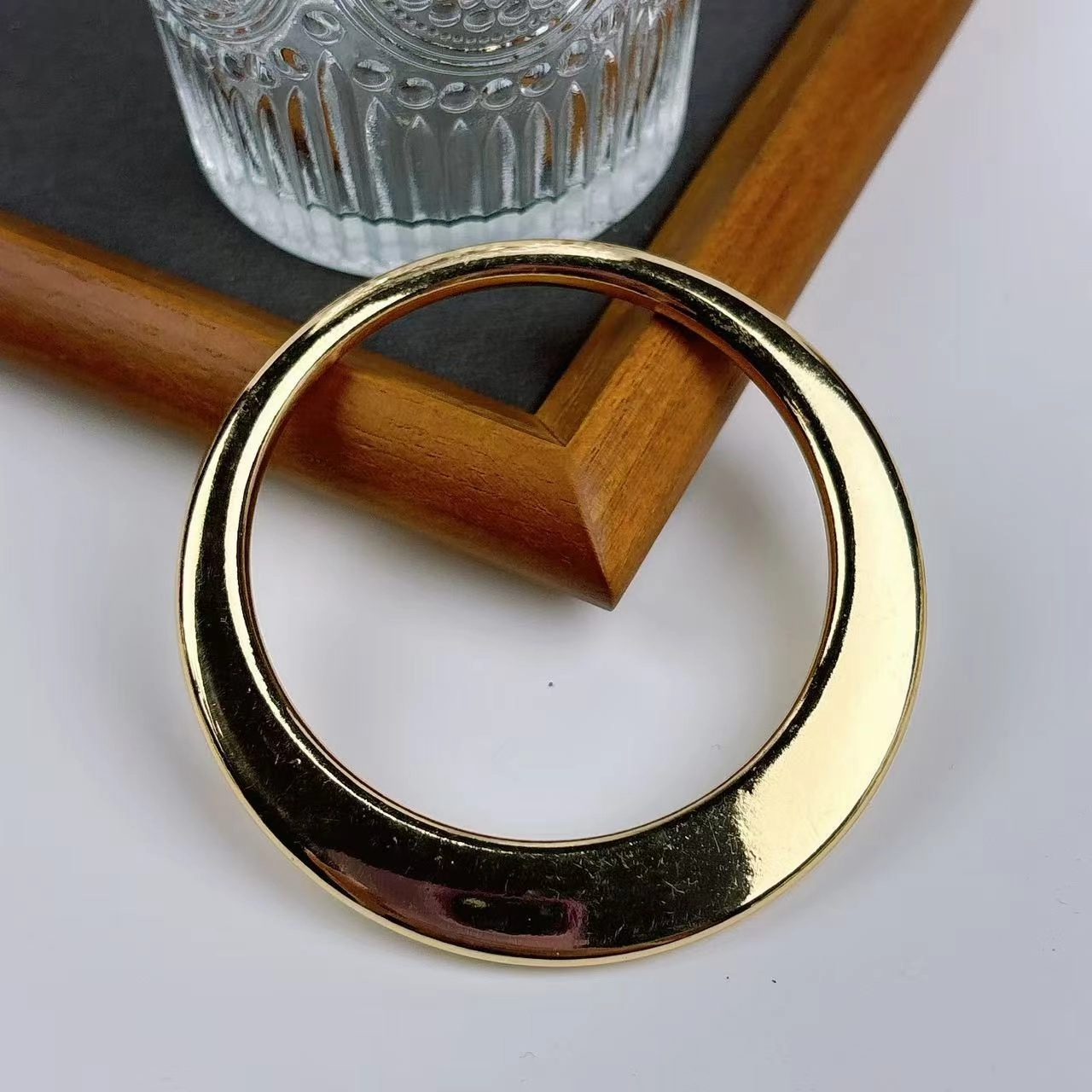 Wholesale Wave Shape Acrylic Open Bracelet