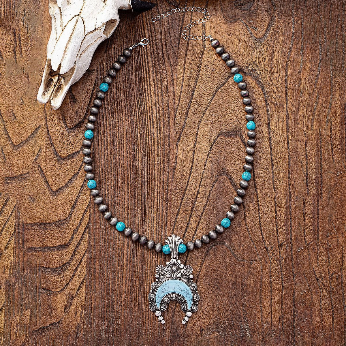 Wholesale Western Style Cross Flower Pendant Beaded Necklace Geometric Shape Fashion Commute Jewelry Metal Material
