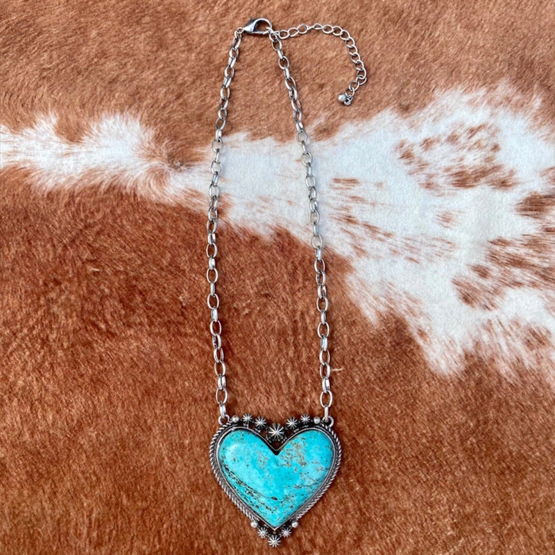 Wholesale Western style peach heart turquoise exaggerated big heart clavicle necklace