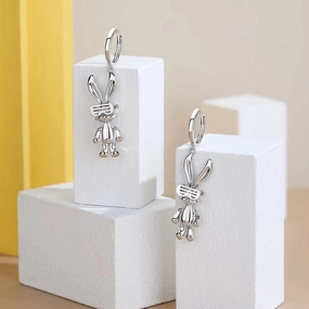 Wholesale Wholesale Hip Hop Mechanical Rabbit Earrings
