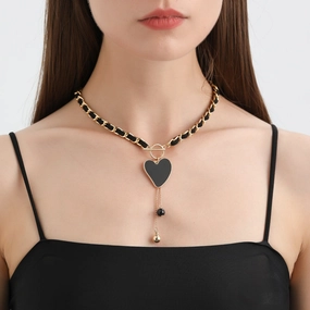Wholesale Wrap Flannel Black Heart Mother of Pearl Necklace