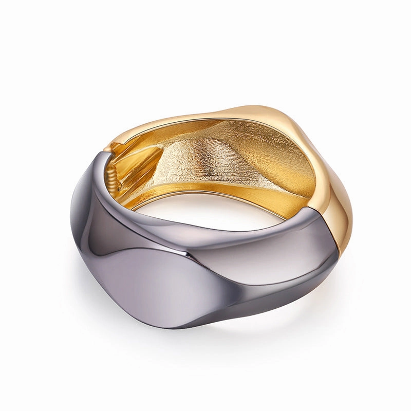 Wholesale Zinc Alloy Spring Ring Bracelet