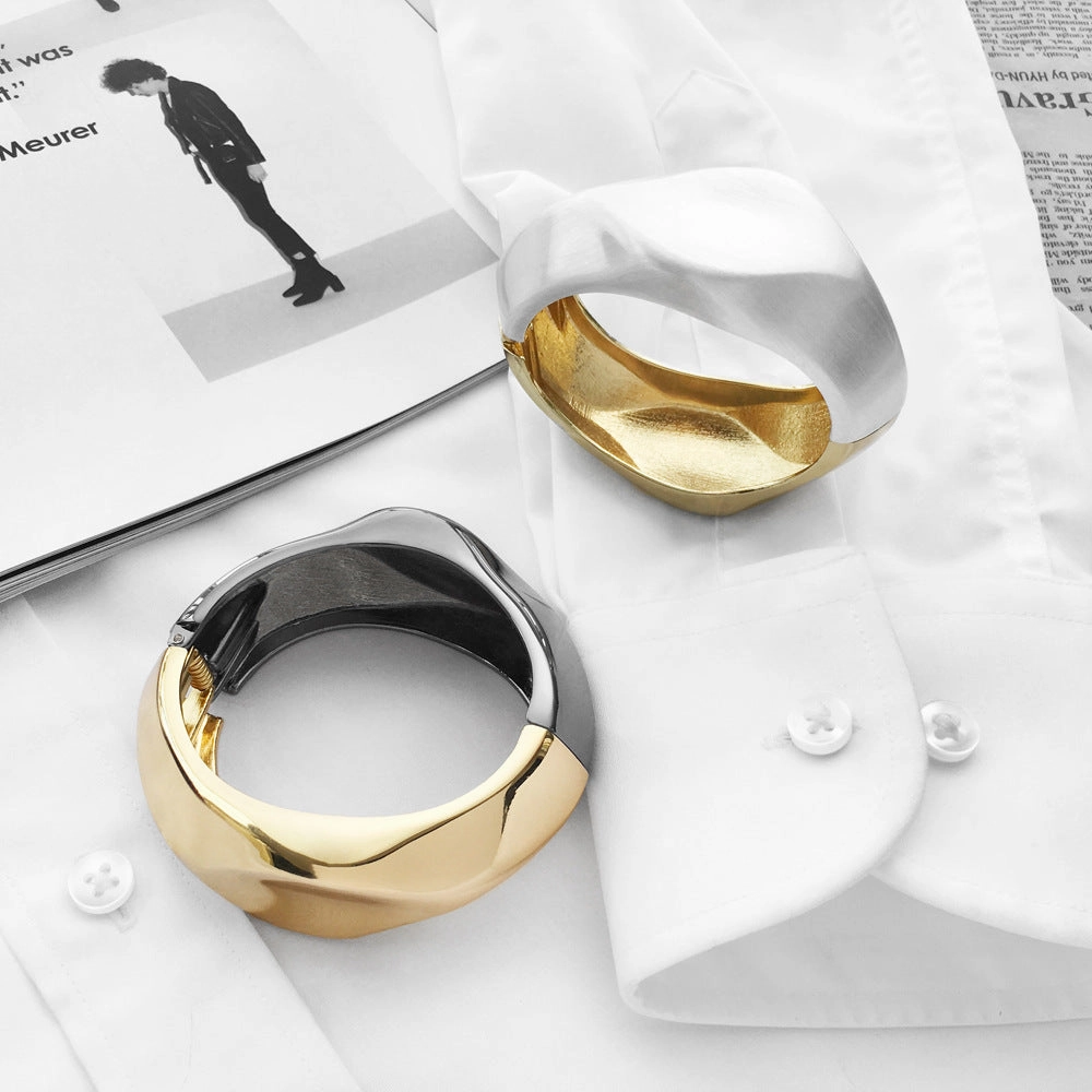 Wholesale Zinc Alloy Spring Ring Bracelet