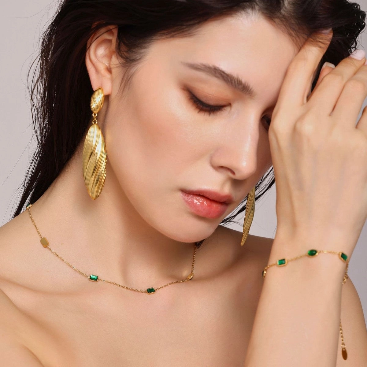 Wholesale Zircon Necklace suit Niche Temperament Ladies Accessories