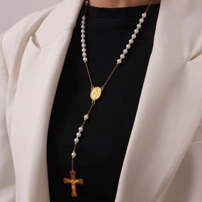 WholesaleRetro Rosary Cross Figure Round Pendant Titanium Steel Necklace