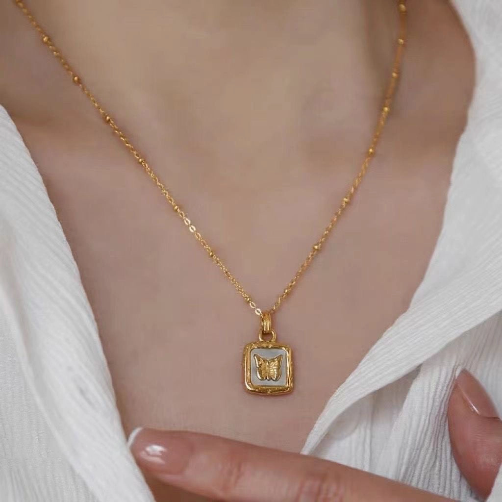WholesaleTitanium Steel Square Brand Mother-of-pearl Butterfly Collarbone Necklace